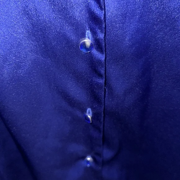 NWOT sag harbor vintage shiny blue long sleeve with cuff buttons button down 24w - Picture 4 of 6